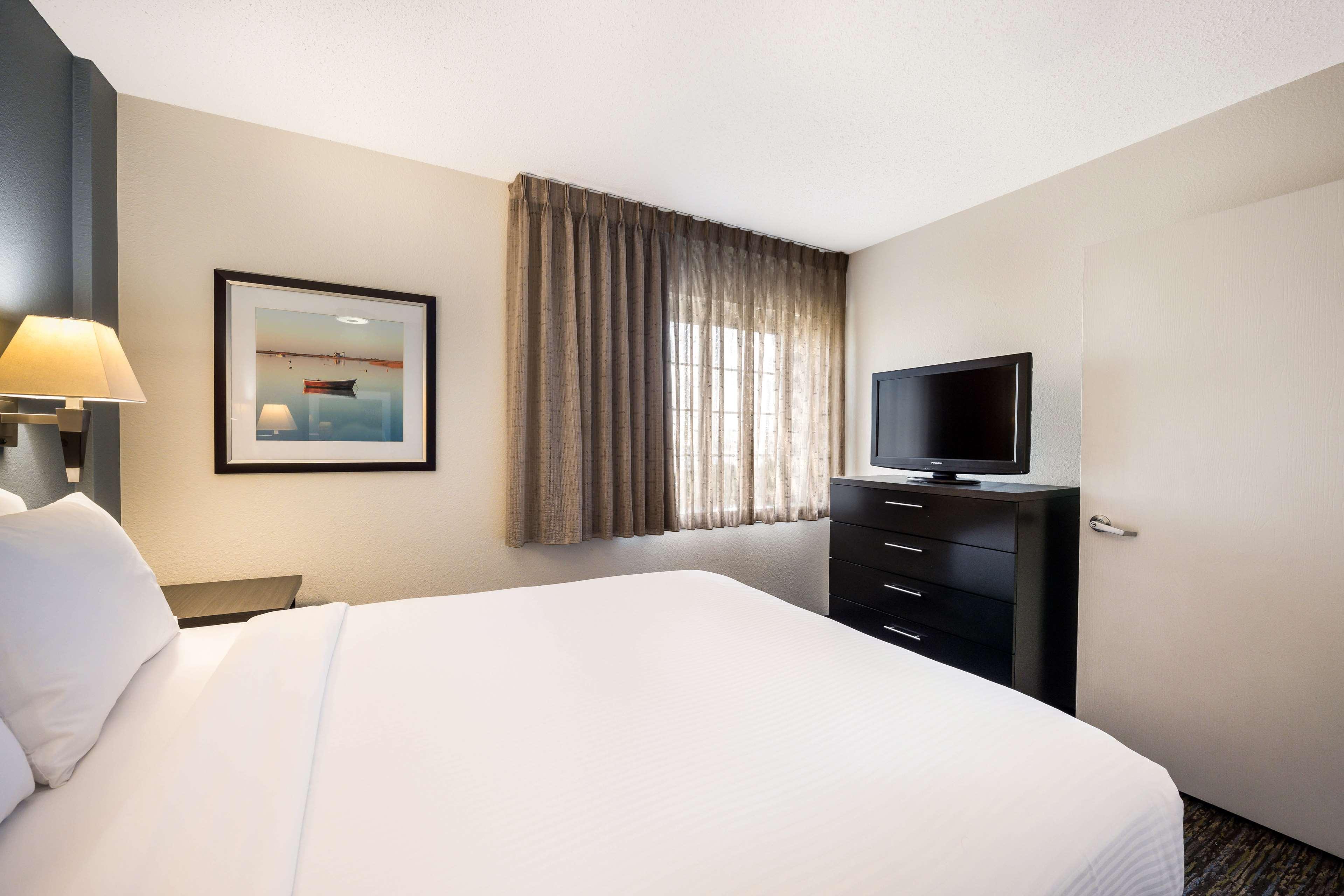 Sonesta Simply Suites Албукерке Екстериор снимка